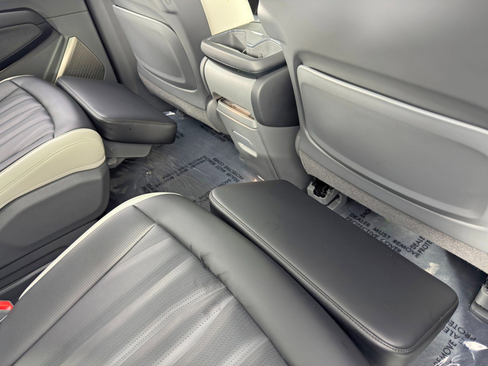 Used 2024 Kia EV9 GT-Line image 46