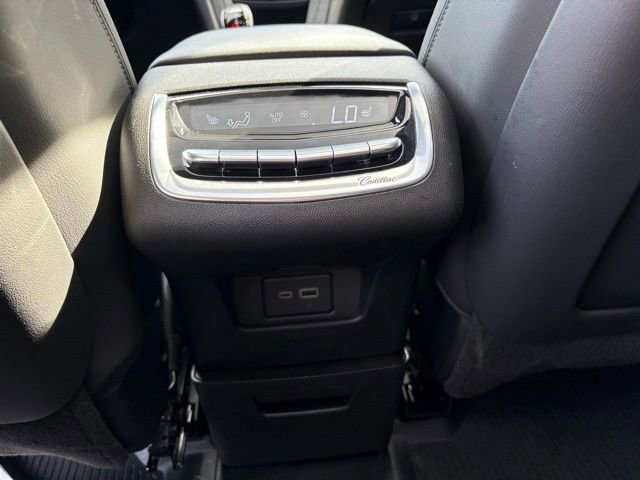 Certified 2024 Cadillac XT6 Premium Luxury w/ LPO, Floor Liner Package image 32