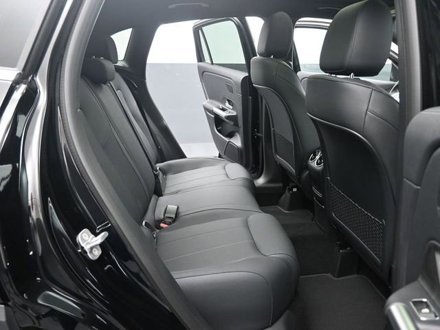 New 2025 Mercedes-Benz GLA 250 4MATIC image 29