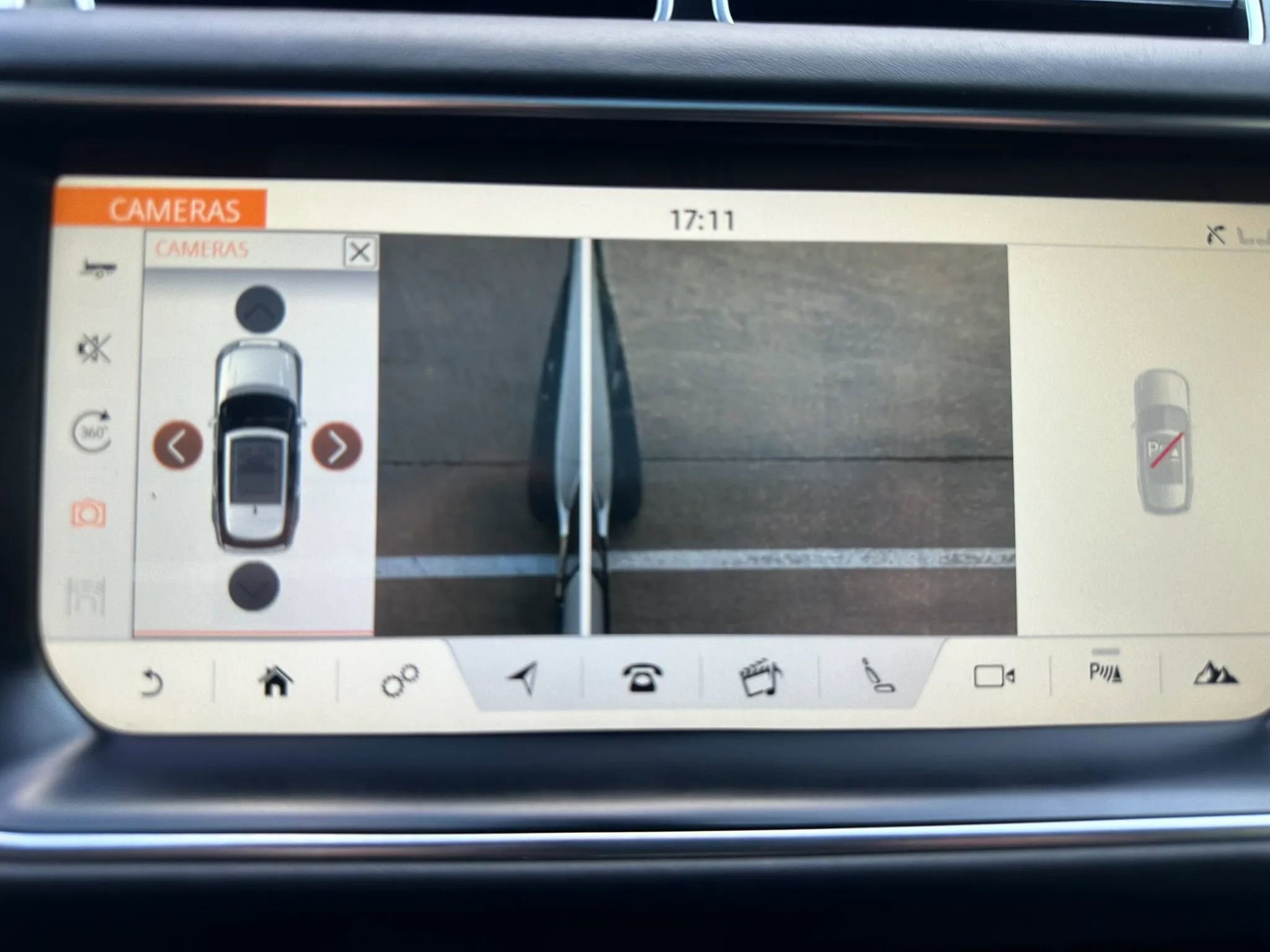 Used 2017 Land Rover Range Rover Long Wheelbase Supercharged image 47