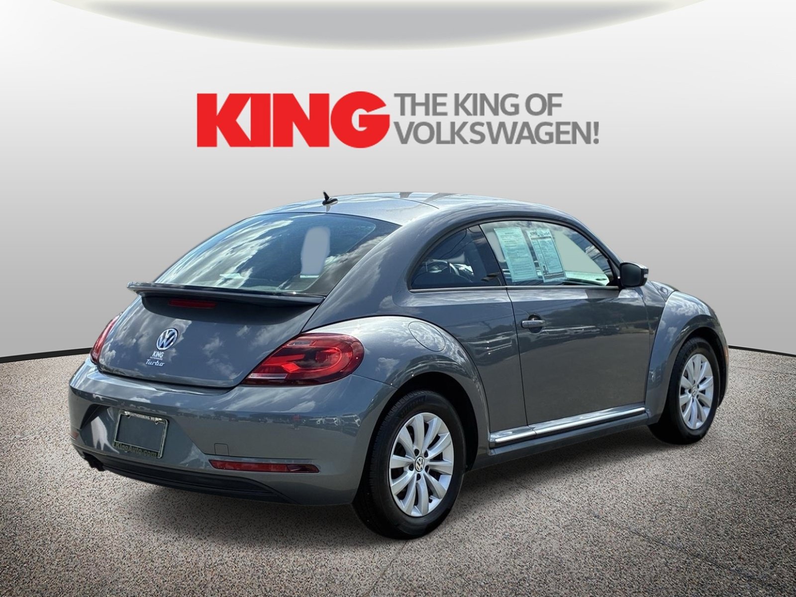 Used 2019 Volkswagen Beetle 2.0T S FWD image 3