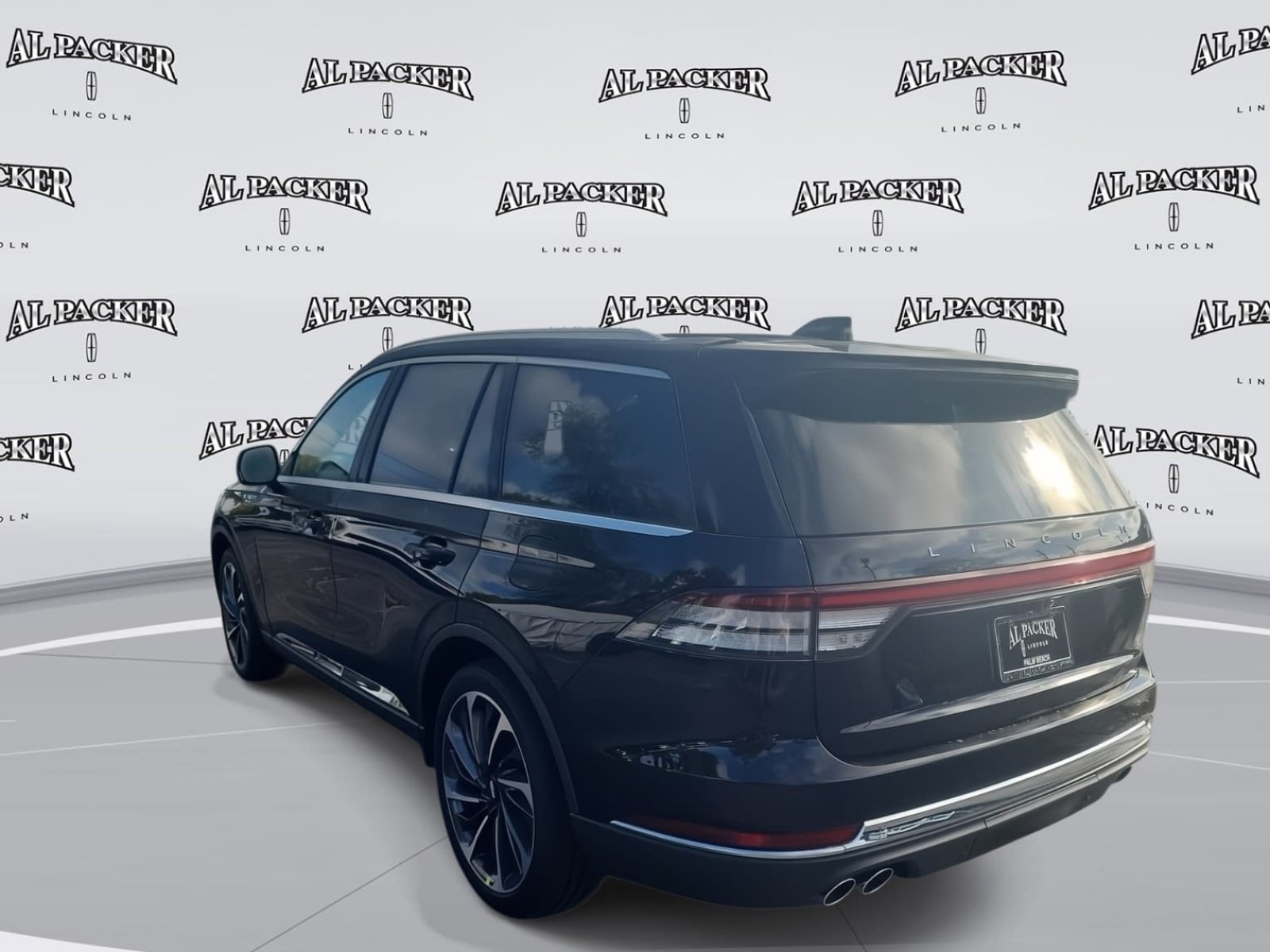 New 2026 Lincoln Aviator Reserve AWD/4WD image 3