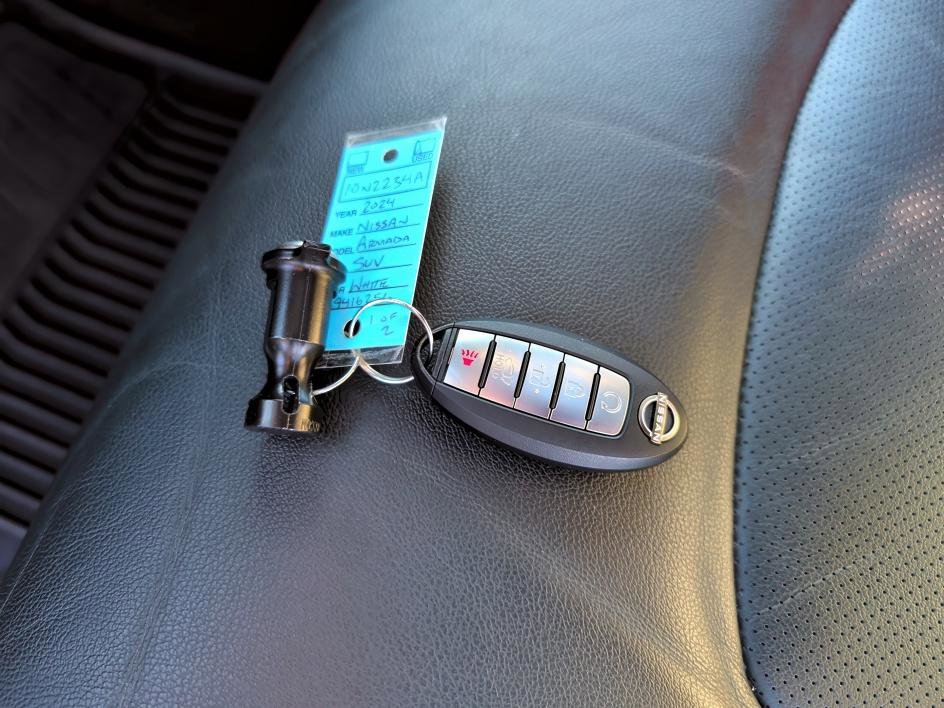 Used 2024 Nissan Armada SL w/ Midnight Edition Package image 30