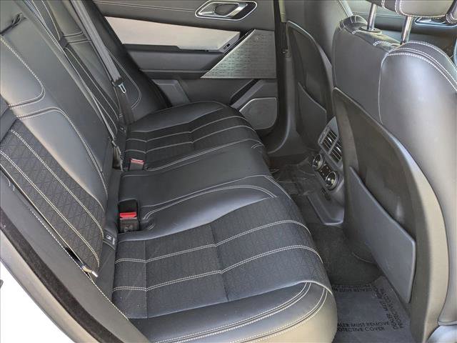 Used 2018 Land Rover Range Rover Velar R-Dynamic HSE image 21