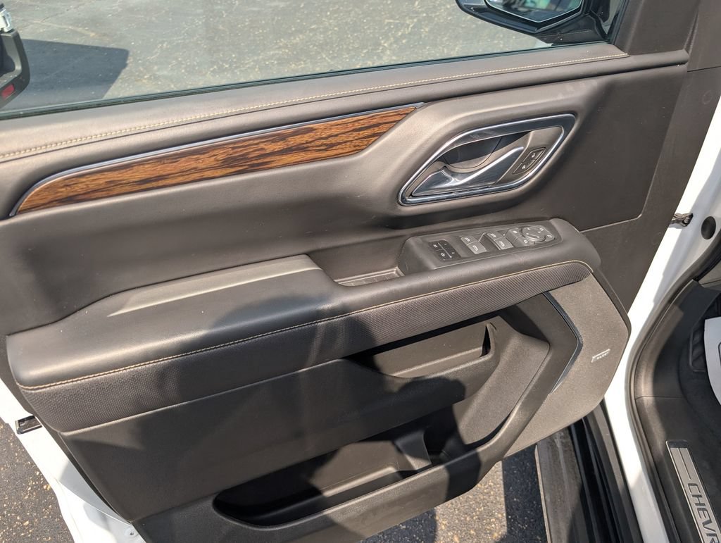 Used 2023 Chevrolet Tahoe Premier RWD image 14