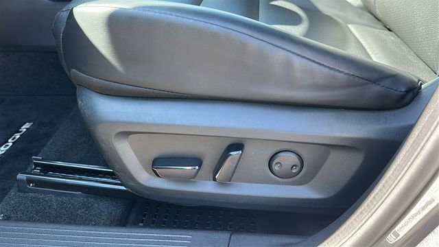 Certified 2023 Nissan Rogue SV w/ SV Premium B Package AWD/4WD image 10