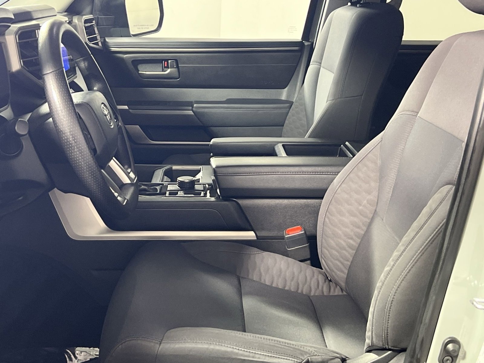 Used 2024 Toyota Tundra SR5 AWD/4WD image 14