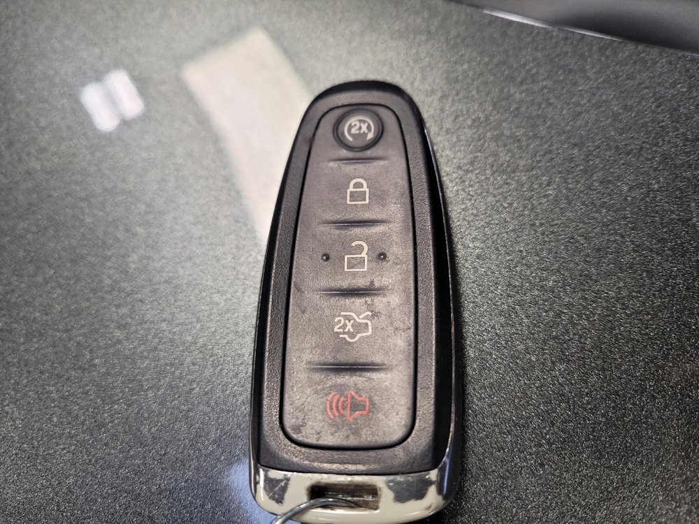 Used 2019 Ford Escape Titanium FWD image 32