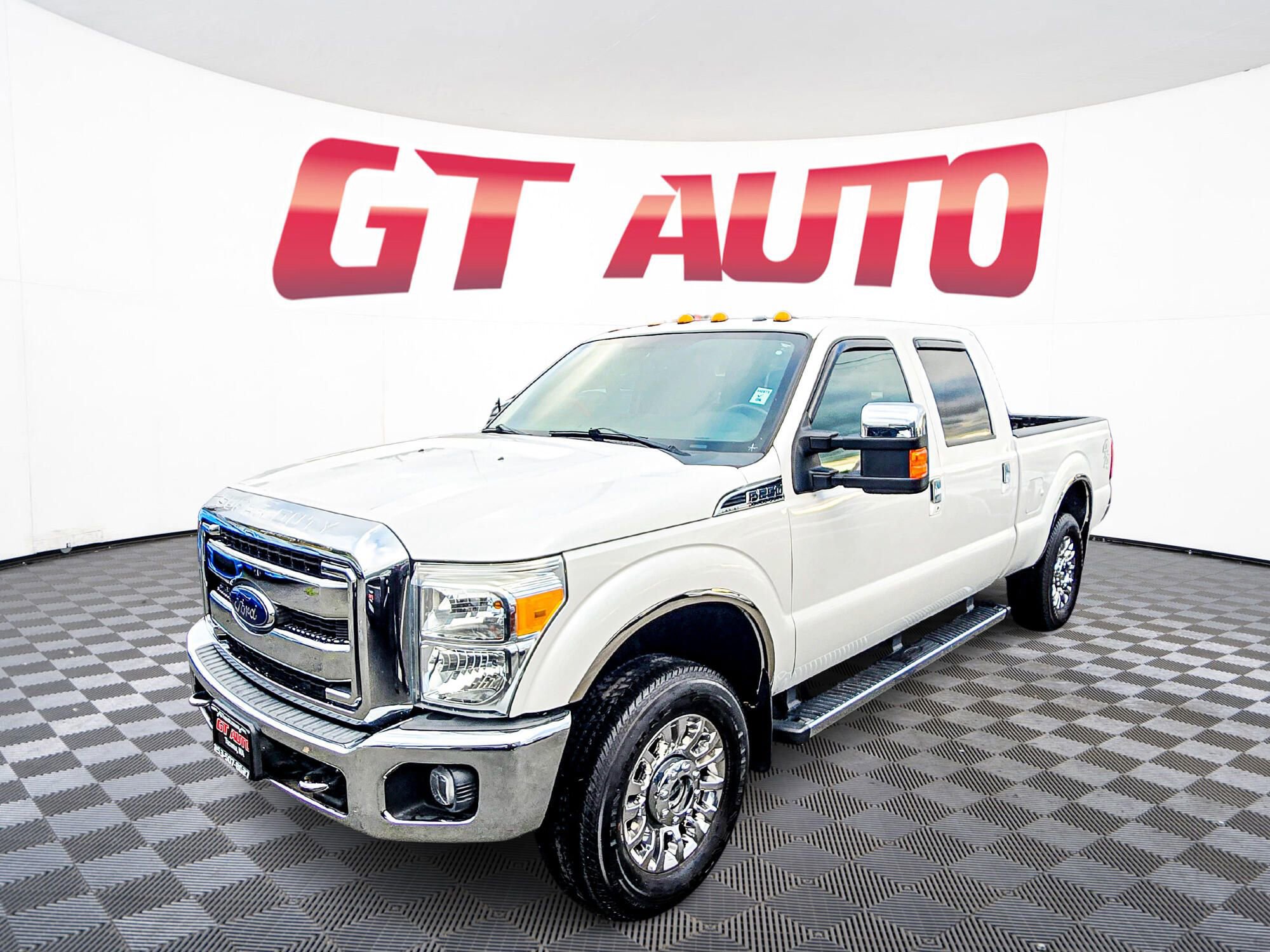 Used 2016 Ford F250 Lariat w/ Lariat Ultimate Package image 3