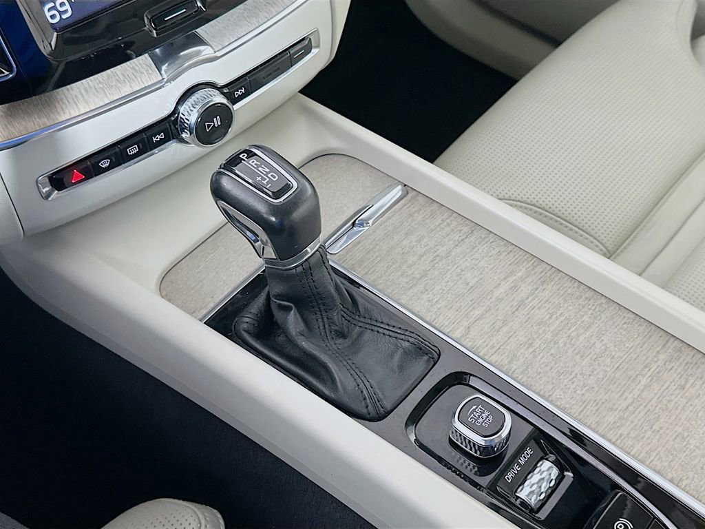 Used 2019 Volvo XC60 T6 Inscription w/ Protection Package Premier image 20