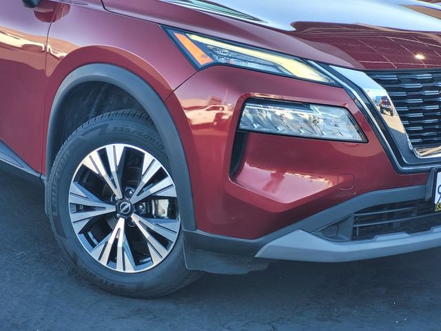 Used 2022 Nissan Rogue SV FWD image 3
