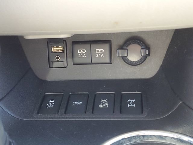 Used 2018 Toyota Highlander XLE image 33