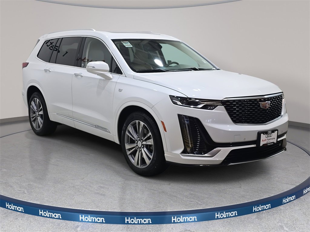 Used 2024 Cadillac XT6 Premium Luxury image 4