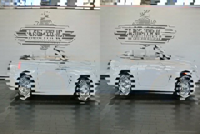 Used 2019 Rolls-Royce Dawn image 3