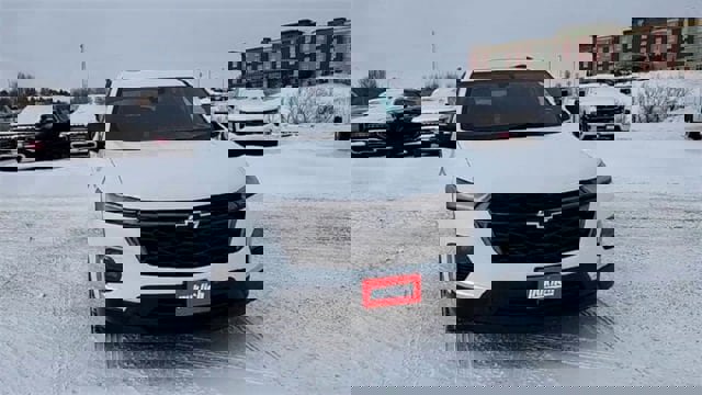 Certified 2023 Chevrolet Traverse Premier w/ Redline Edition image 3