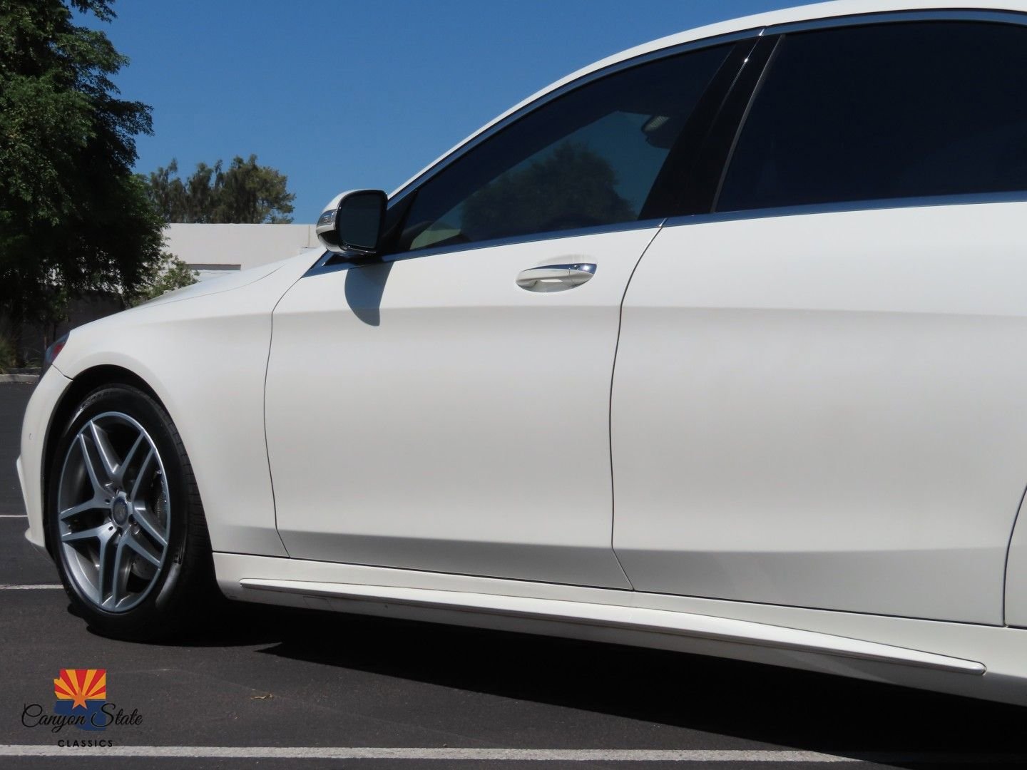 Used 2014 Mercedes-Benz S 550 Sedan w/ Sport Package w/ Sport Package image 25