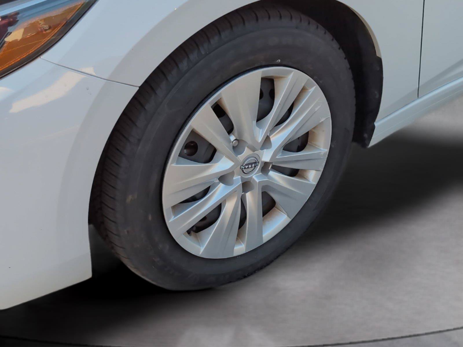 Used 2024 Nissan Sentra S FWD image 33