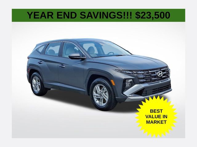 Used 2025 Hyundai Tucson SE image 1