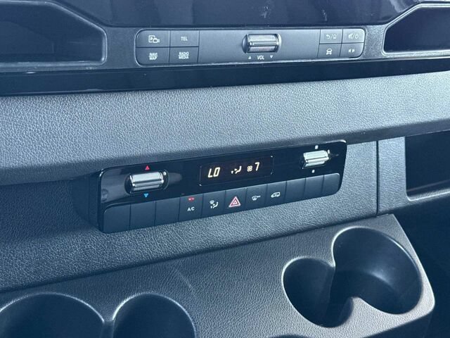 Used 2023 Mercedes-Benz Sprinter 2500 image 23