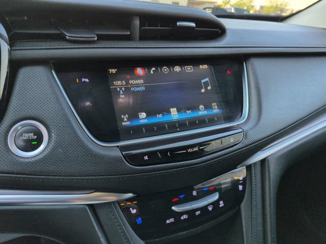 Used 2018 Cadillac XT5 Premium Luxury FWD image 16