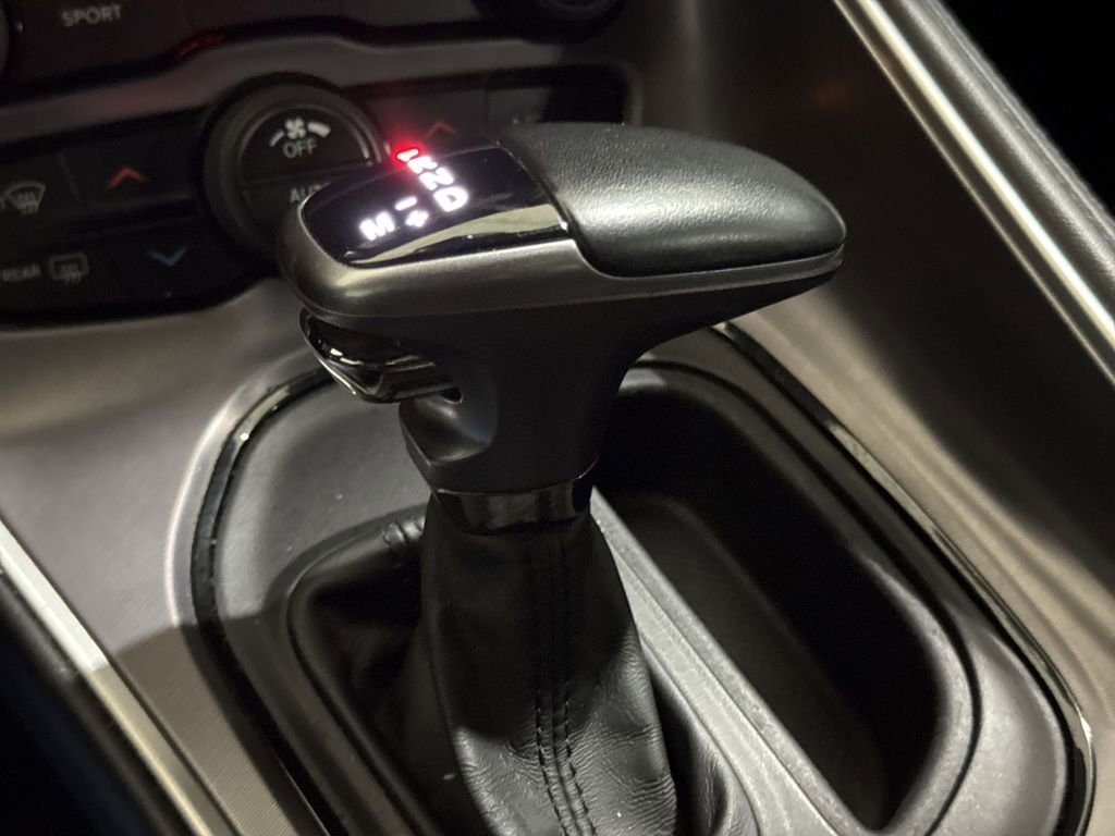 Used 2019 Dodge Challenger SXT AWD/4WD image 17