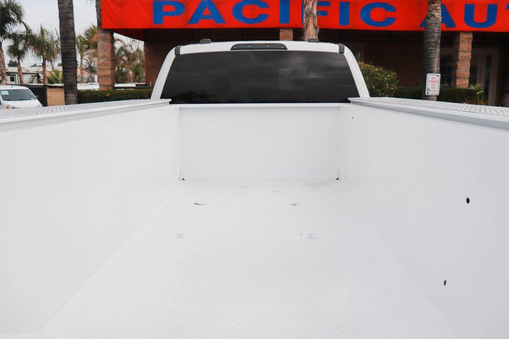 Used 2020 Ford F350 XLT AWD/4WD image 9
