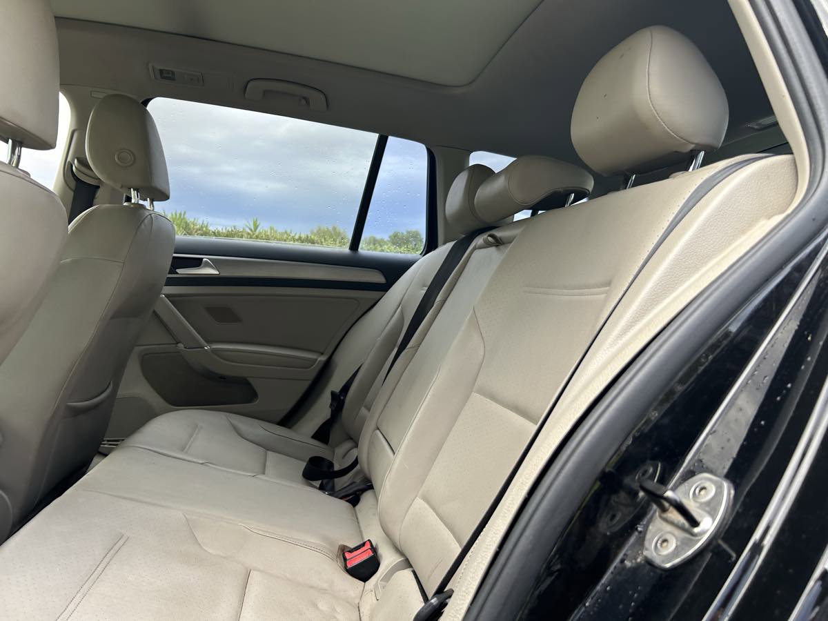 Used 2015 Volkswagen Golf SEL image 22
