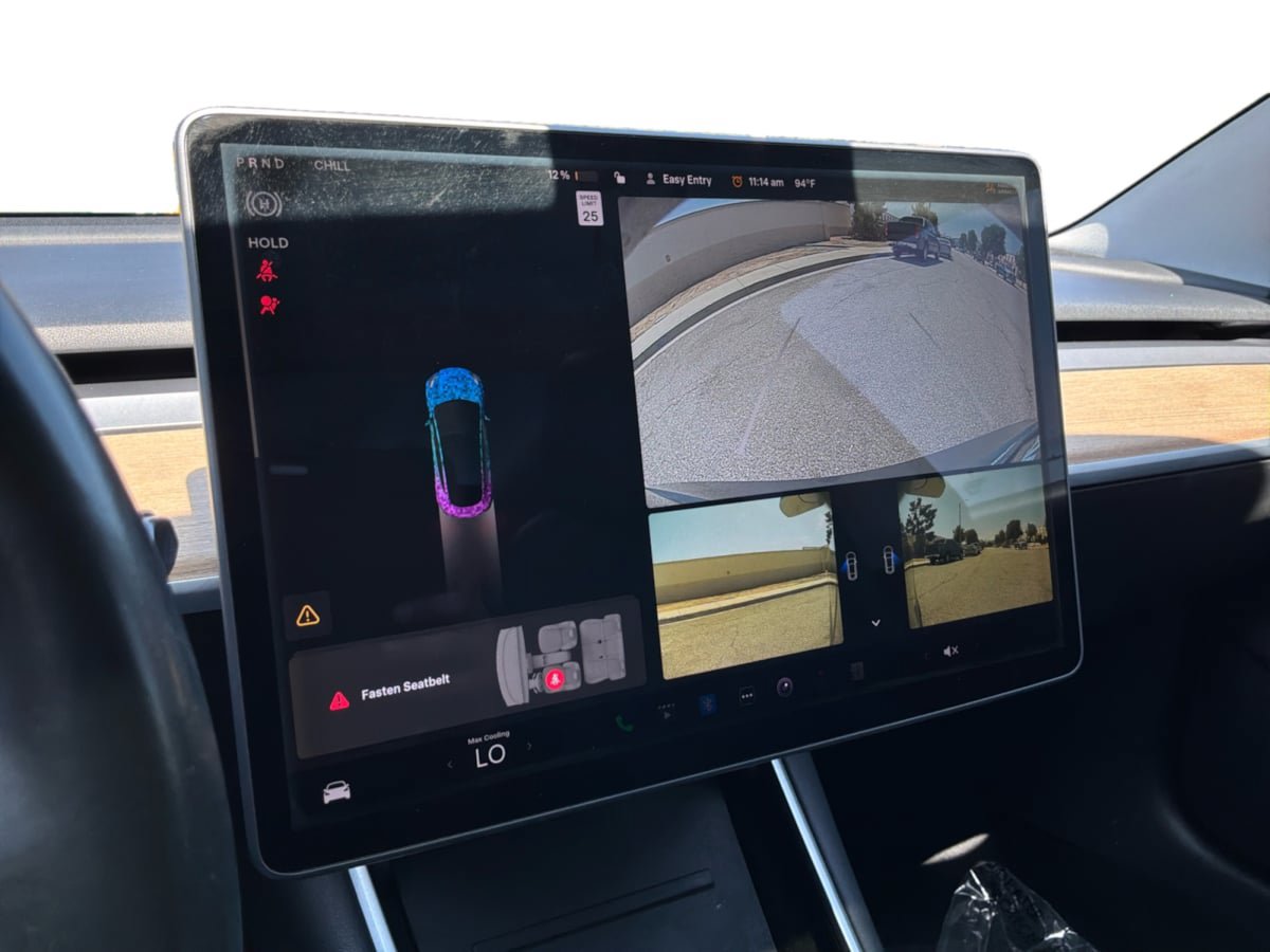 Used 2018 Tesla Model 3 Long Range RWD image 13