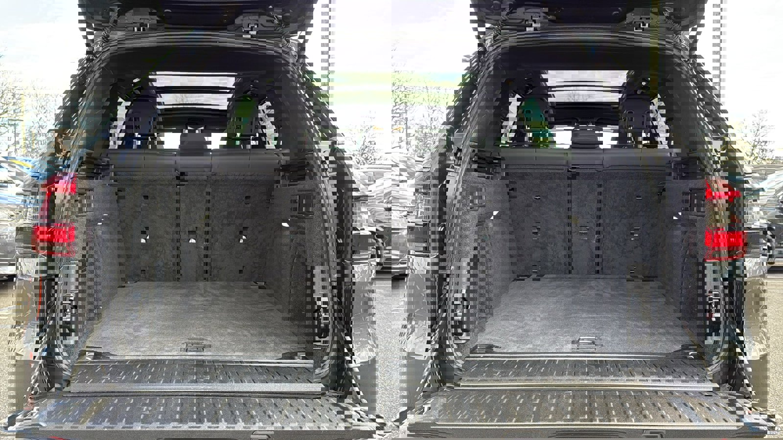 Used 2021 BMW X5 xDrive40i w/ Convenience Package image 28