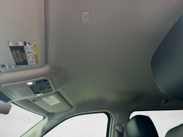 Used 2024 Toyota Tundra Limited AWD/4WD image 16