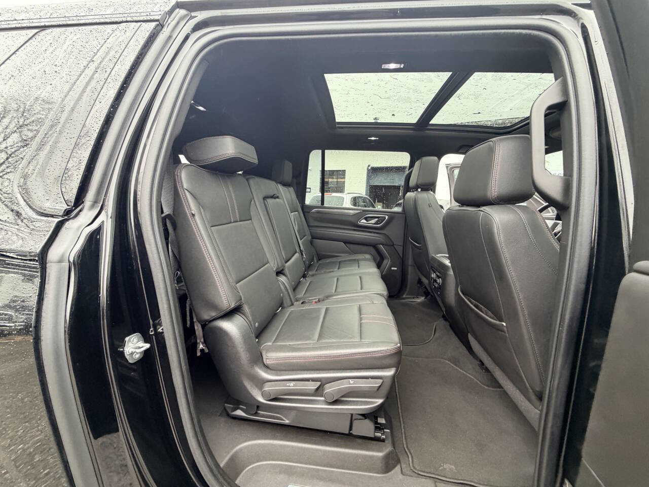 Used 2021 Chevrolet Suburban RST image 54