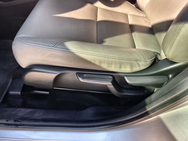 Used 2018 Honda HR-V EX-L image 31