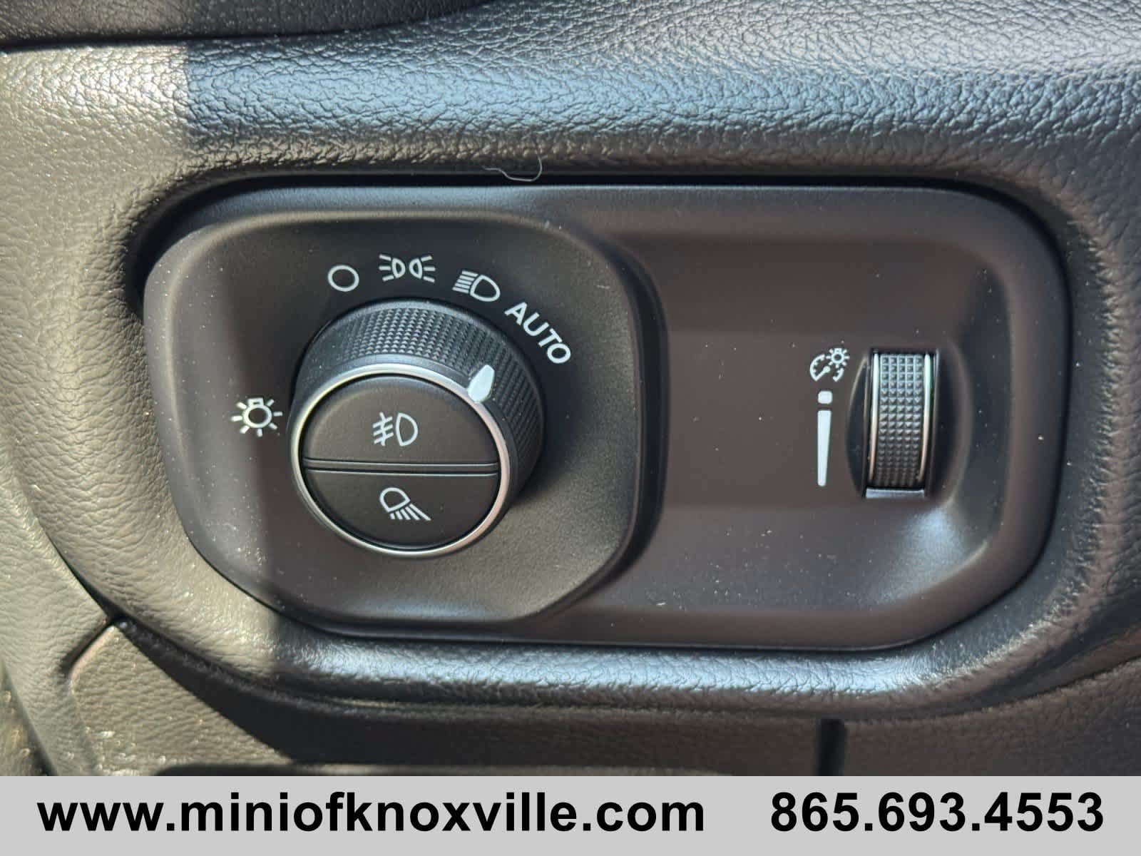 Used 2022 RAM 1500 Big Horn AWD/4WD image 19