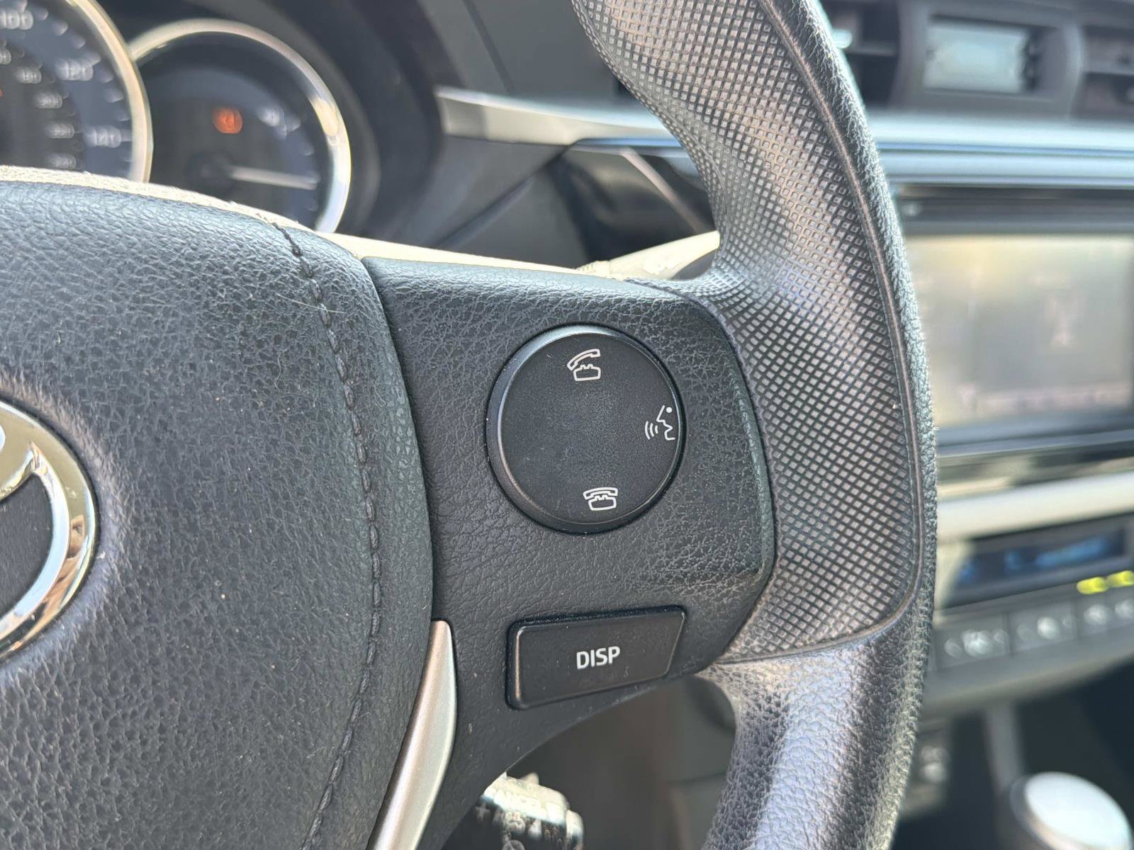 Used 2016 Toyota Corolla LE image 10