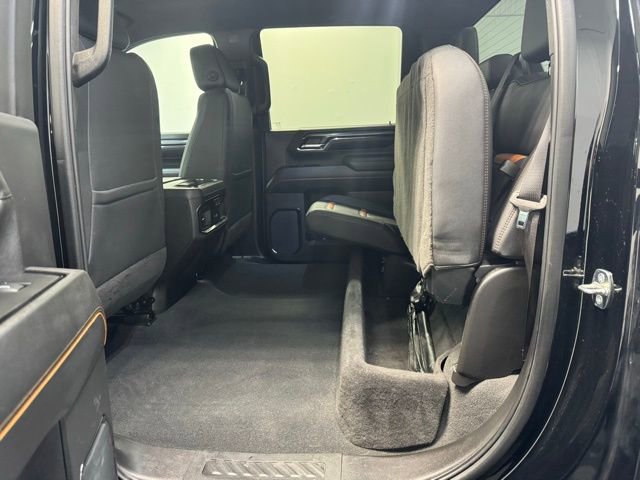 Used 2024 GMC Sierra 2500 AT4 image 31