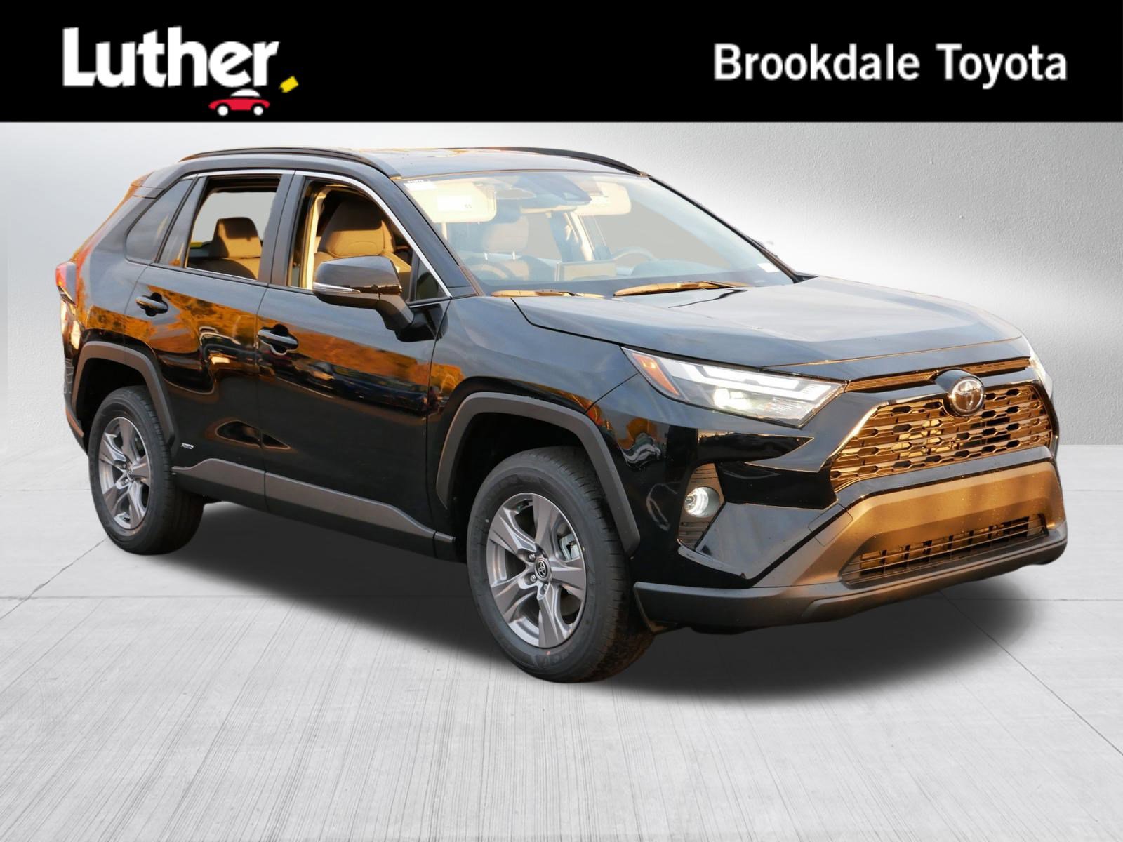 Used 2025 Toyota RAV4 XLE