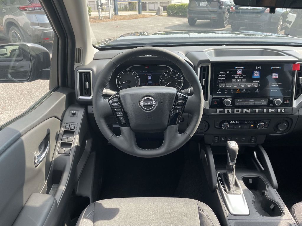 New 2027 Nissan Frontier SV RWD image 11