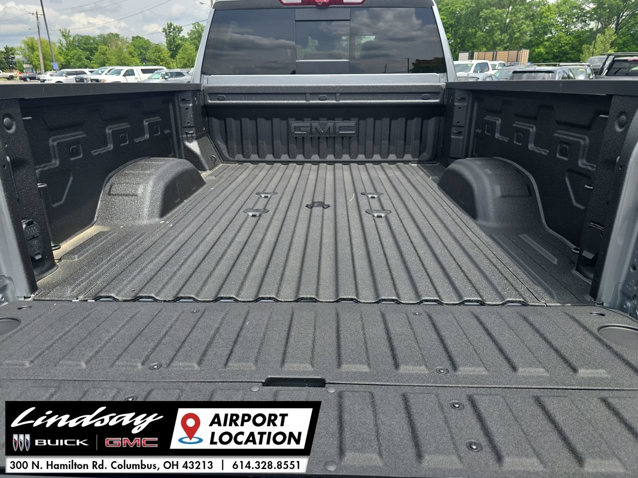 New 2026 GMC Sierra 2500 AT4 w/ AT4 Premium Plus Package AWD/4WD image 28