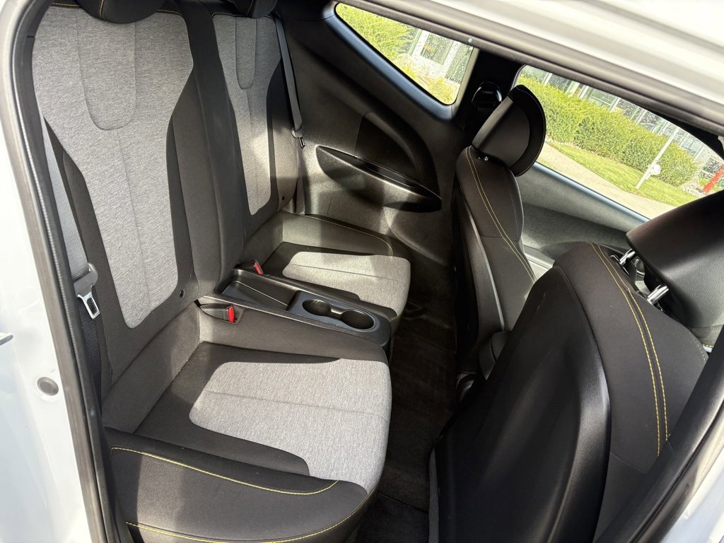 Used 2020 Hyundai Veloster Turbo R-Spec image 13