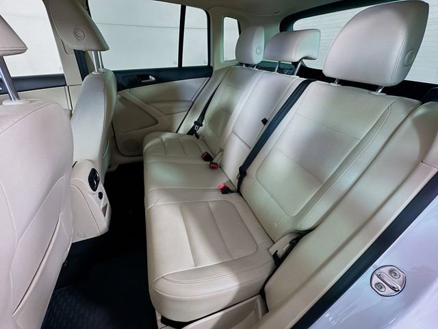 Used 2015 Volkswagen Tiguan SE image 25