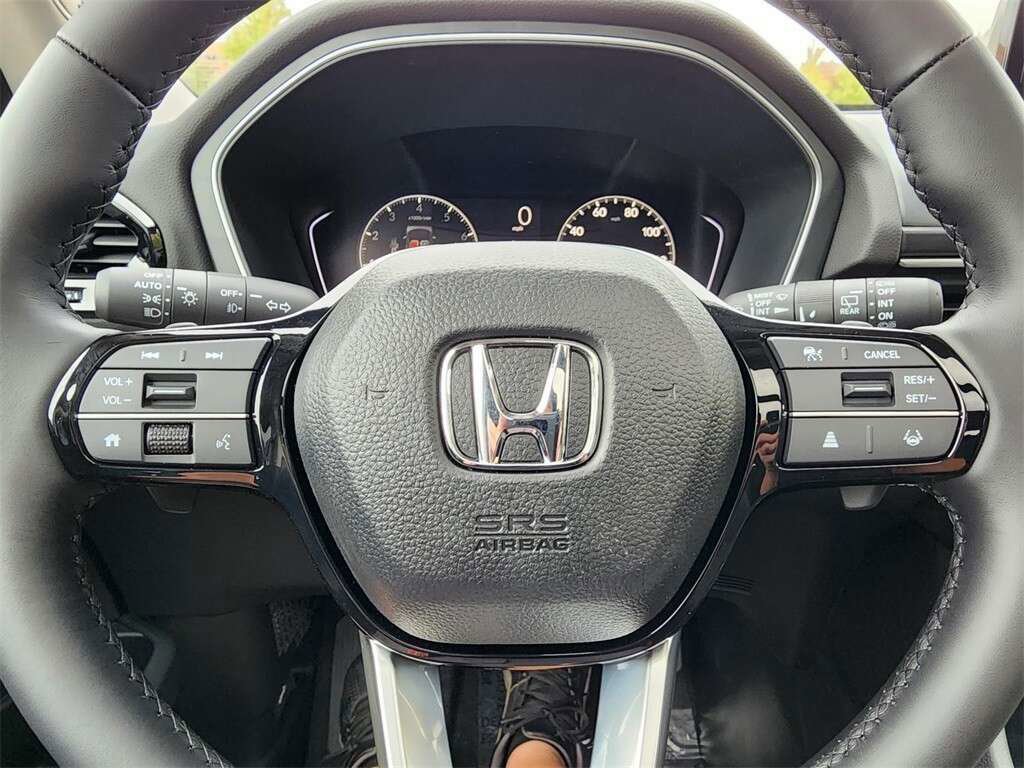 Certified 2024 Honda Pilot Touring image 26