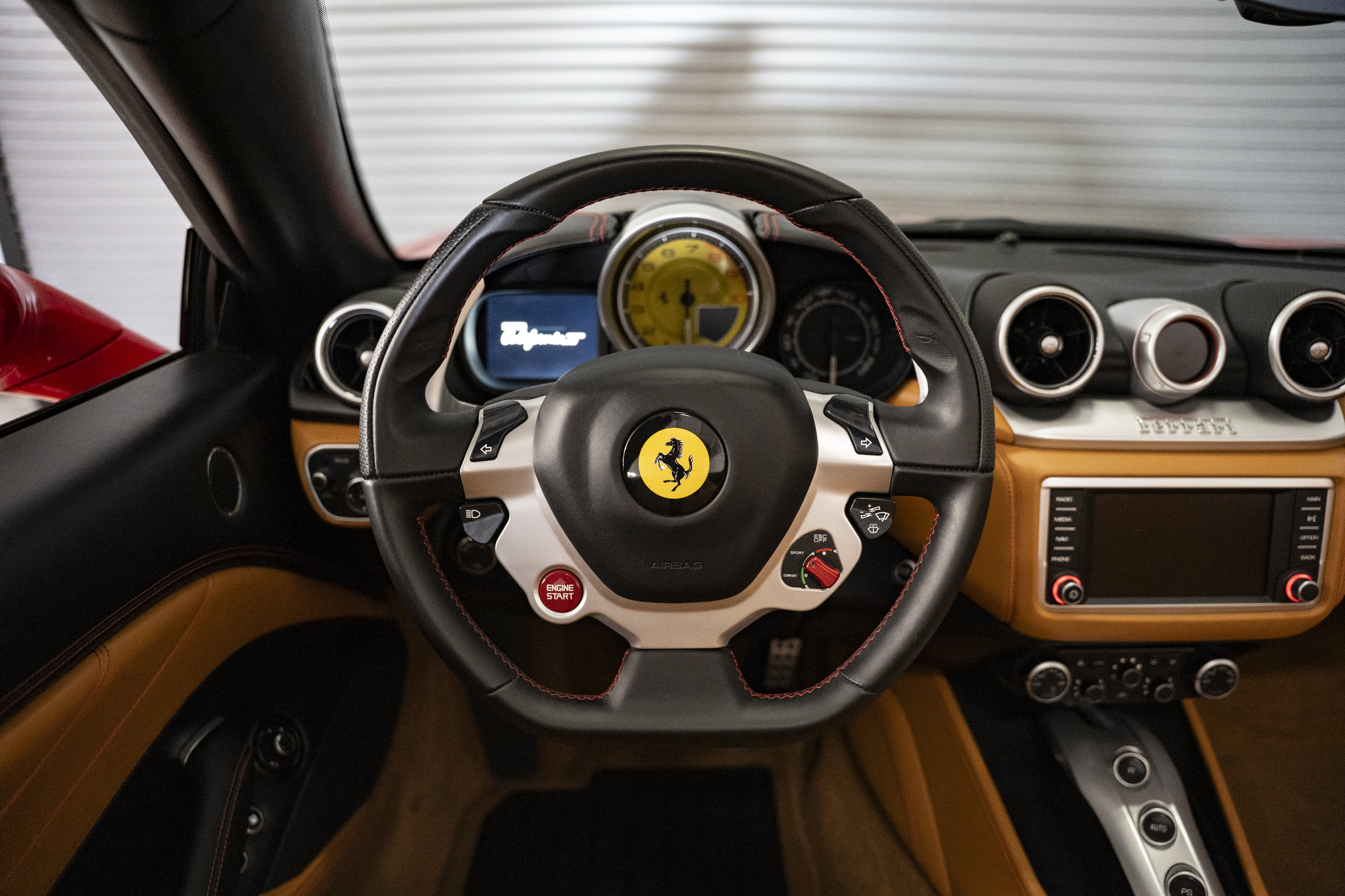 Used 2016 Ferrari California T RWD image 40