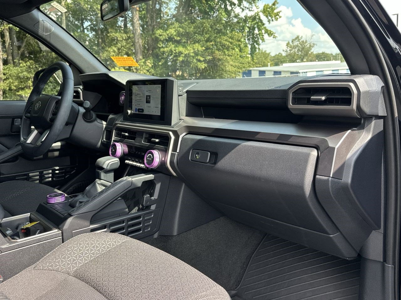 Used 2025 Toyota 4Runner SR5 image 30