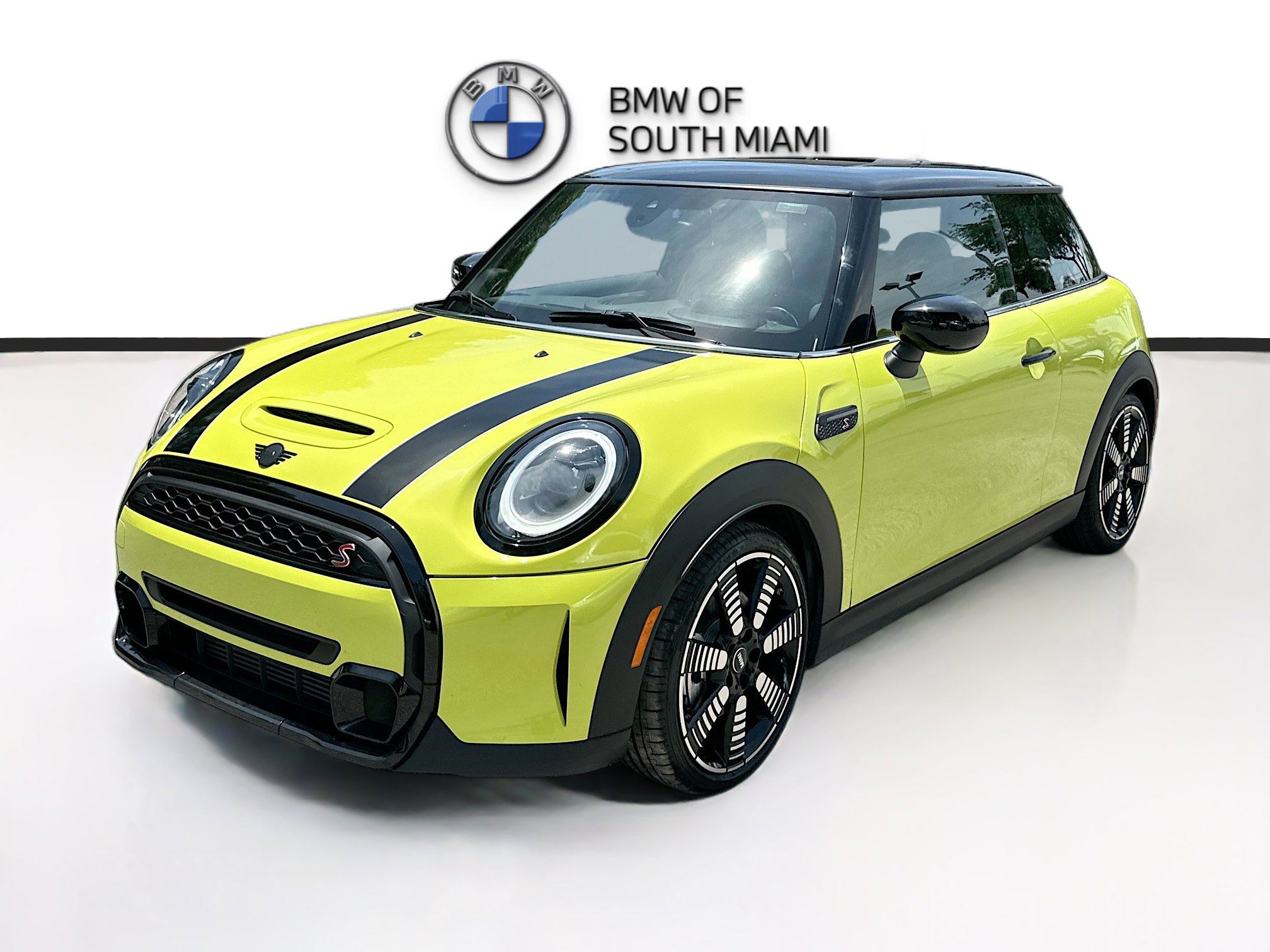 Certified 2023 MINI Cooper S FWD image 3