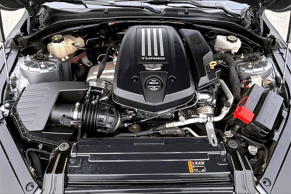 Used 2021 Cadillac CT4 V w/ Climate Package image 9