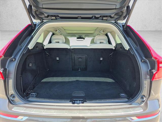 Used 2021 Volvo XC60 T5 Inscription w/ Advanced Package AWD/4WD image 7