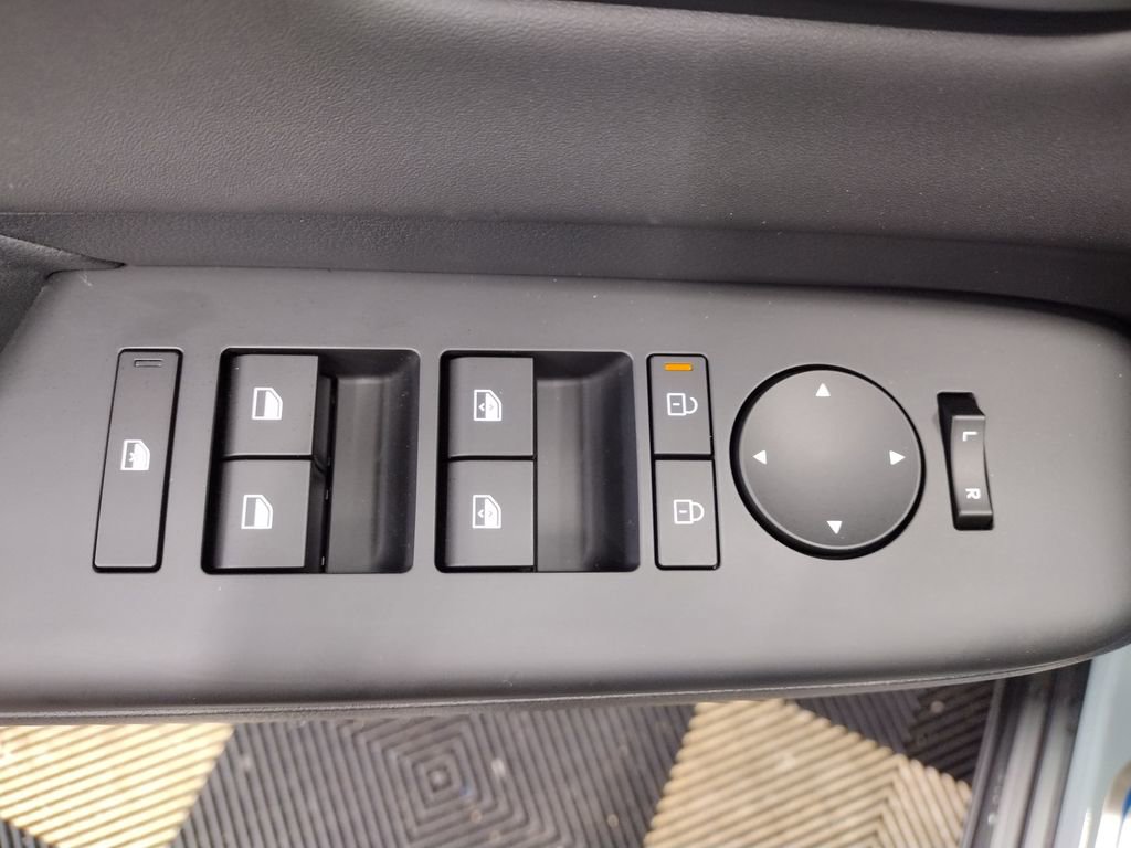 New 2026 Hyundai Kona Limited image 19