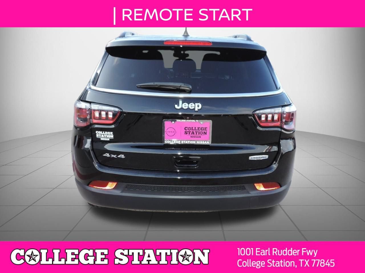 Used 2024 Jeep Compass Latitude AWD/4WD image 5