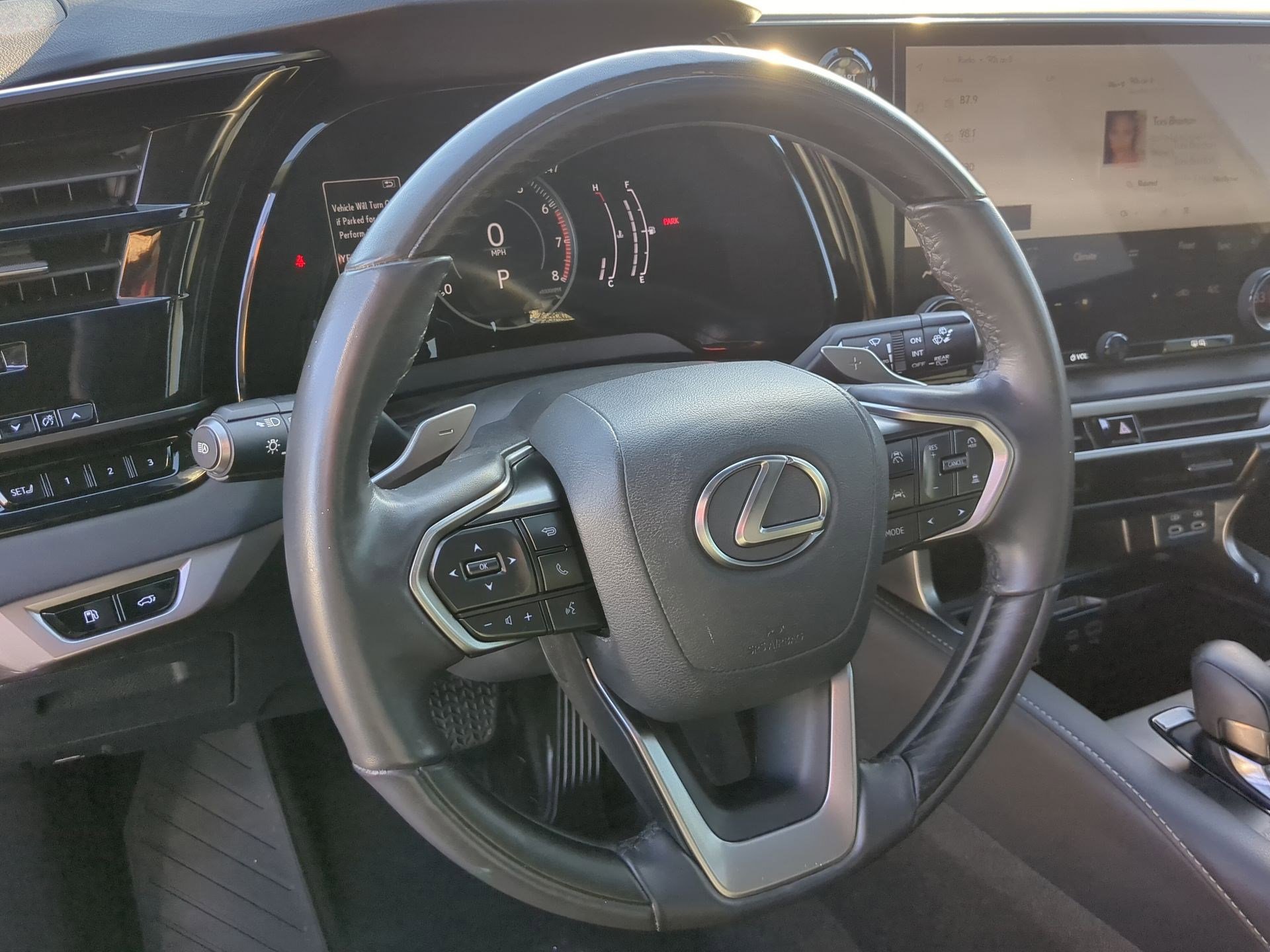 Used 2024 Lexus RX 350 Premium w/ Accessory Package (Z1) image 18