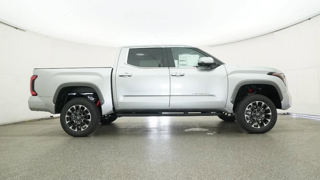 New 2026 Toyota Tundra Limited AWD/4WD image 27